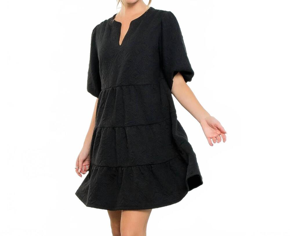 NEW THML puff sleeve textured dress in black